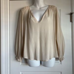 Velvet by Graham & Spencer Cream V-Neck Blouse